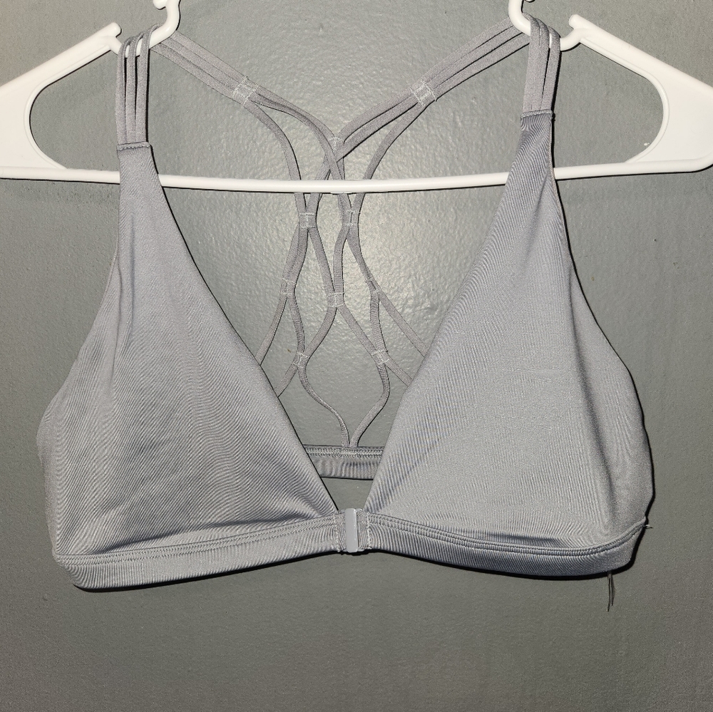 Victoria's Secret Victoria Sport Strappy Front Close Sport Bra size Large